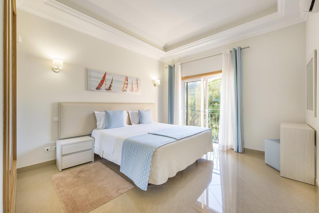 Parco vacanze Lakeside Country Club - Turisticos 4*